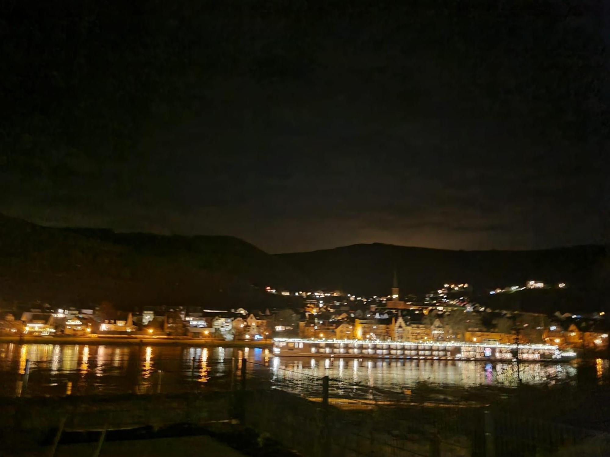 Mv Roemervilla, Lofts & Penthouses Mit Traumhaftem Moselpanoramablick Und Sauna 트라이스카르덴 객실 사진